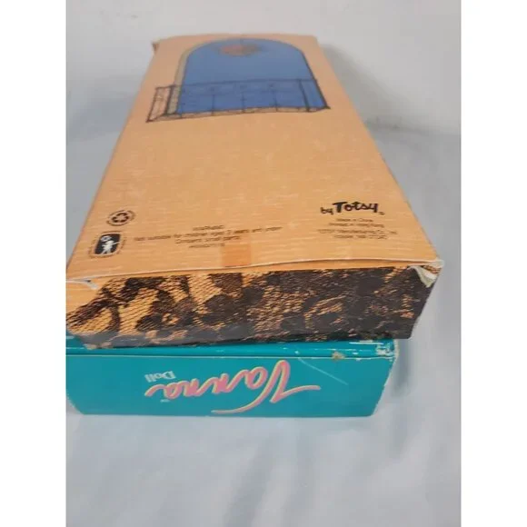 (2) Vanna White Limited Edition Spain Doll & Doll Black & Gold Dress Vintage - Picture 14 of 14